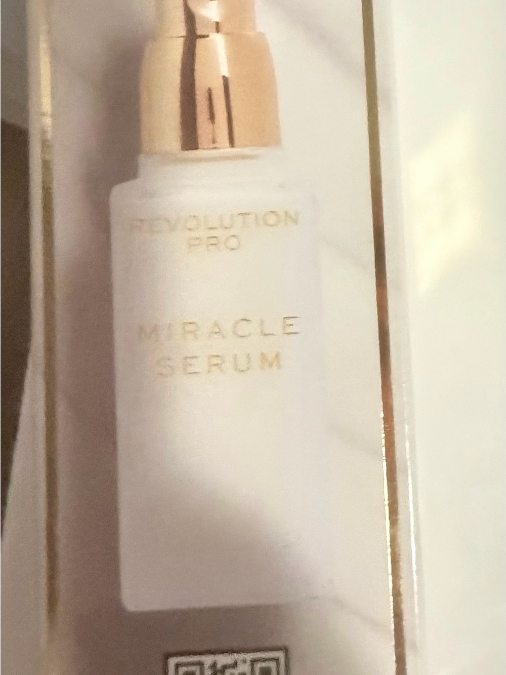 Revolution Miracle Serum Primer - White & Gold Bottle